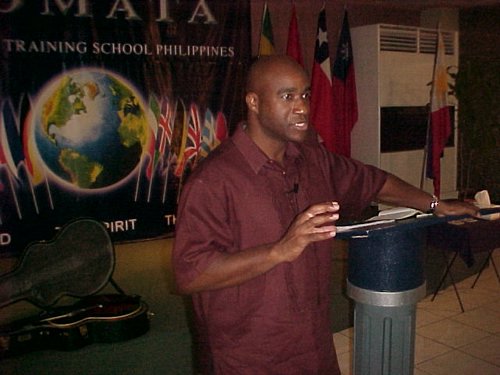 teaching at domata 2.JPG